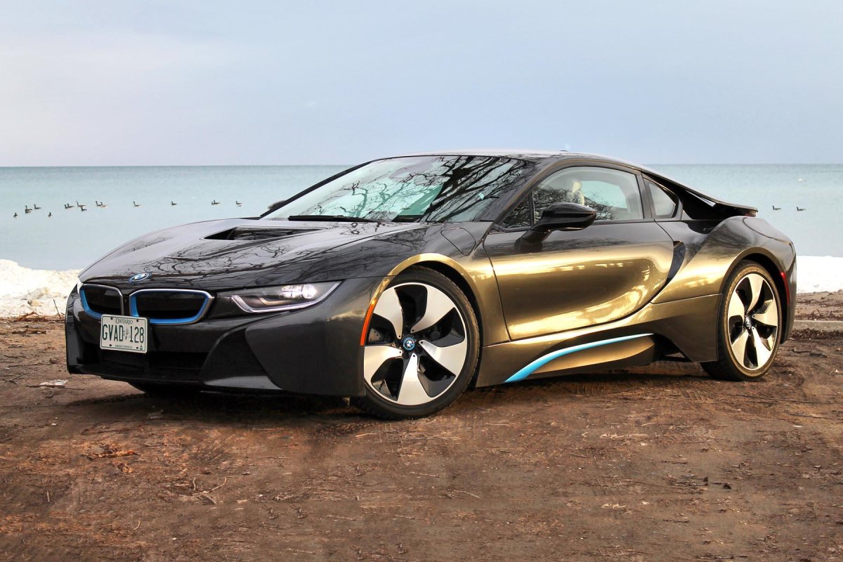 BMW i8 2013