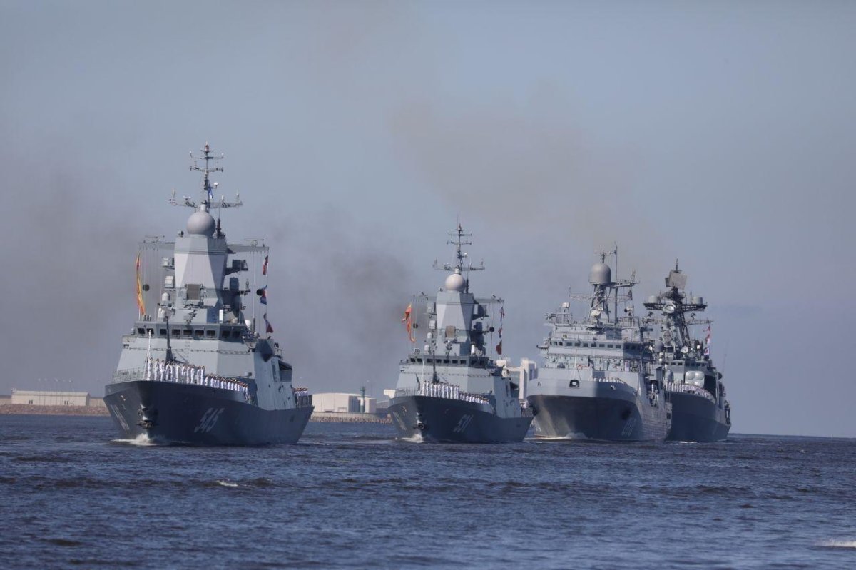 Морской парад в Санкт-Петербурге 2023