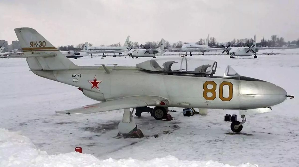 Яковлев як-30