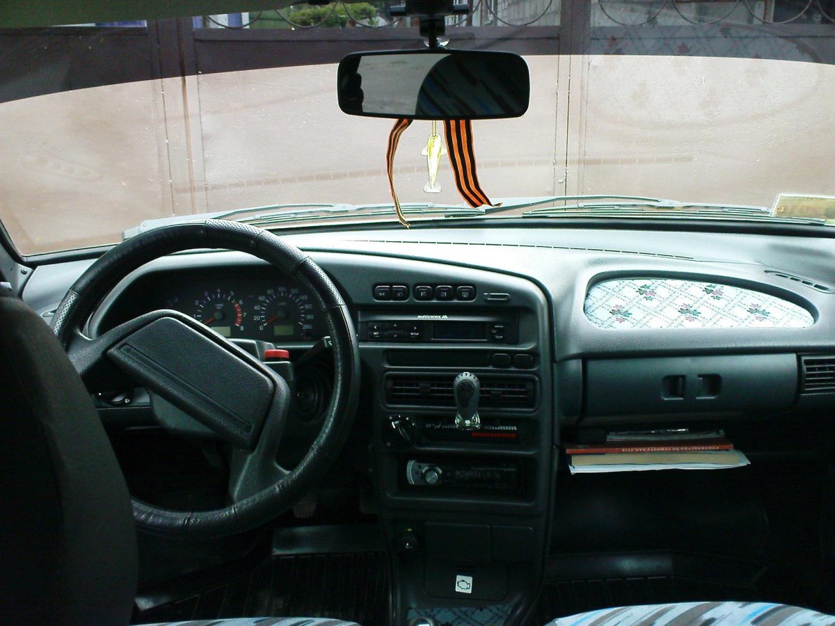 Лада ВАЗ 2115 В салоне