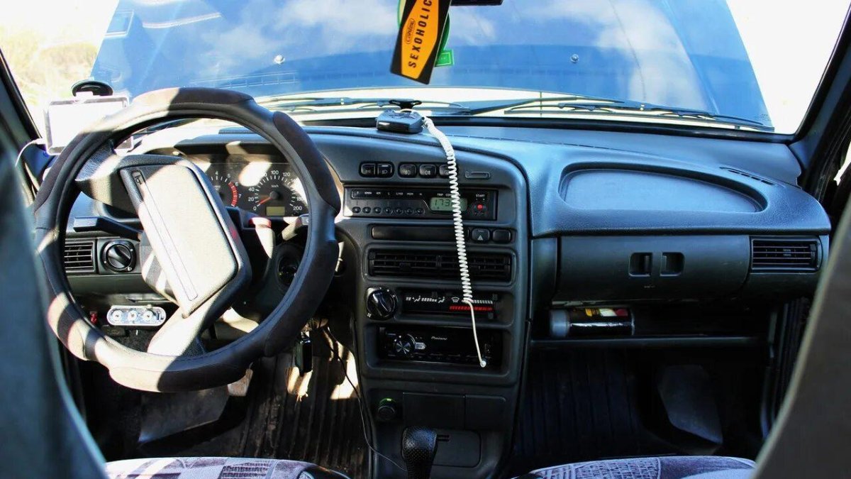 Lada 2115 салон