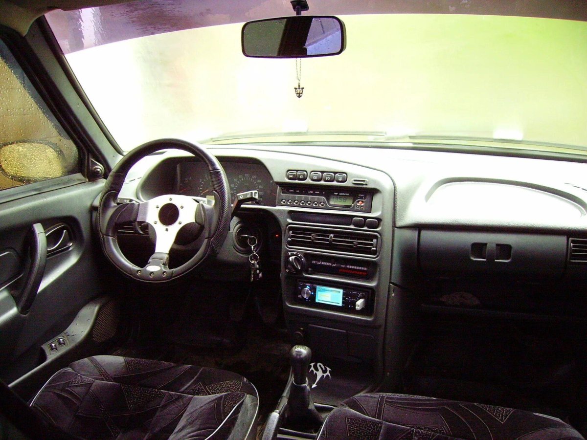 ВАЗ 2115 тюнинг салона