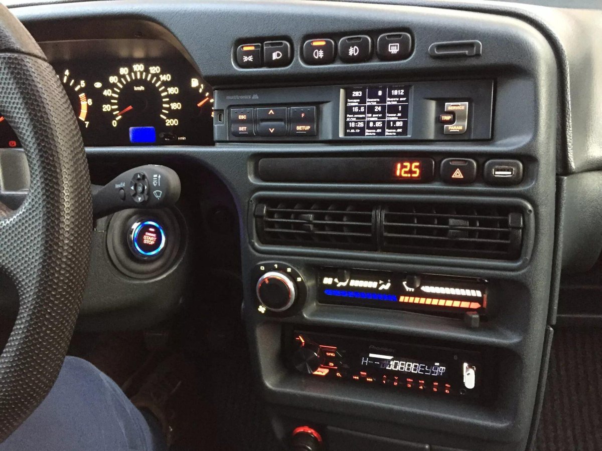 Панель 2 din ВАЗ 2114