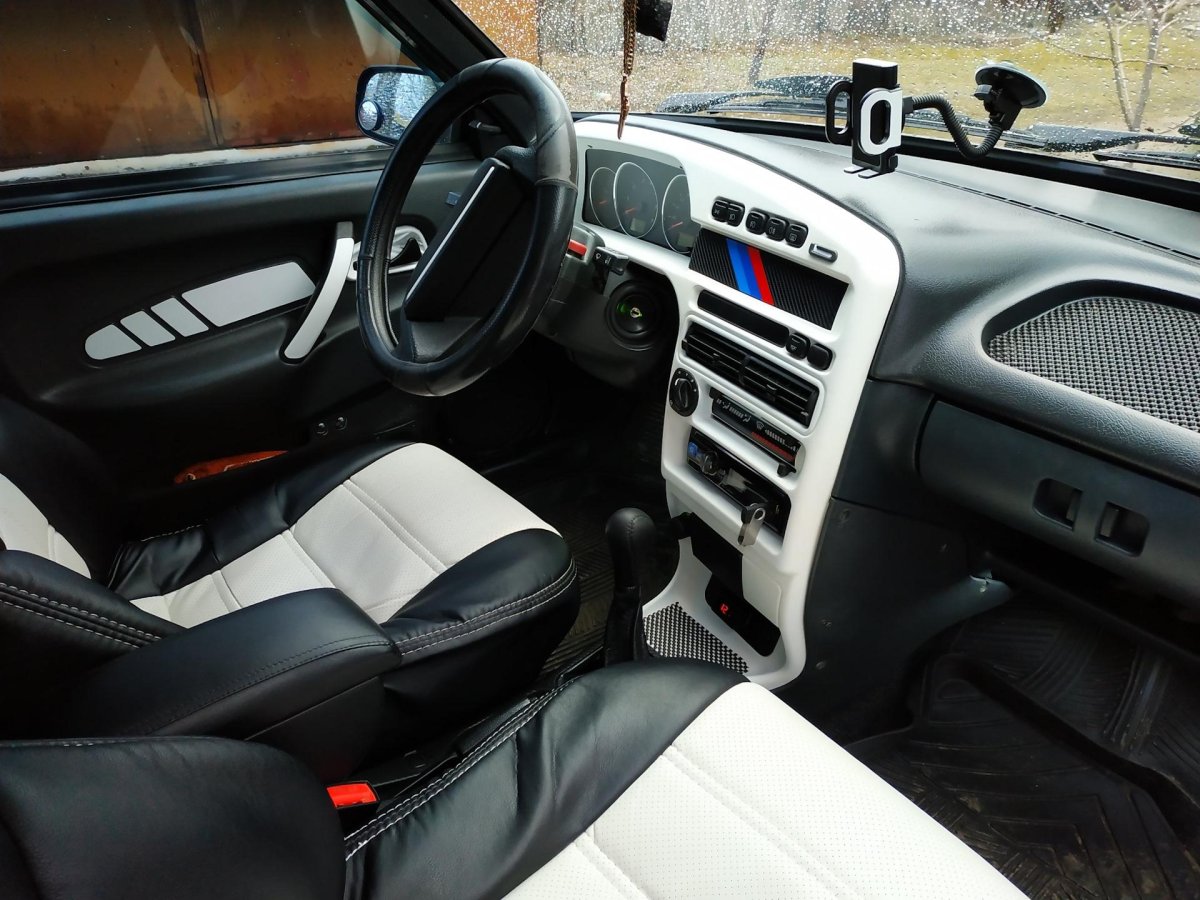 ВАЗ 2114 салон