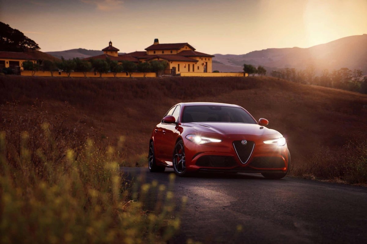 Alfa Romeo Giulia Квадрифолио