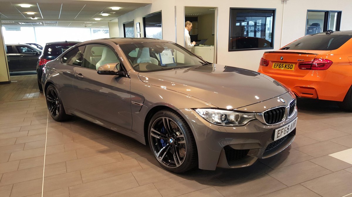 БМВ цвет Манхэттен металлик