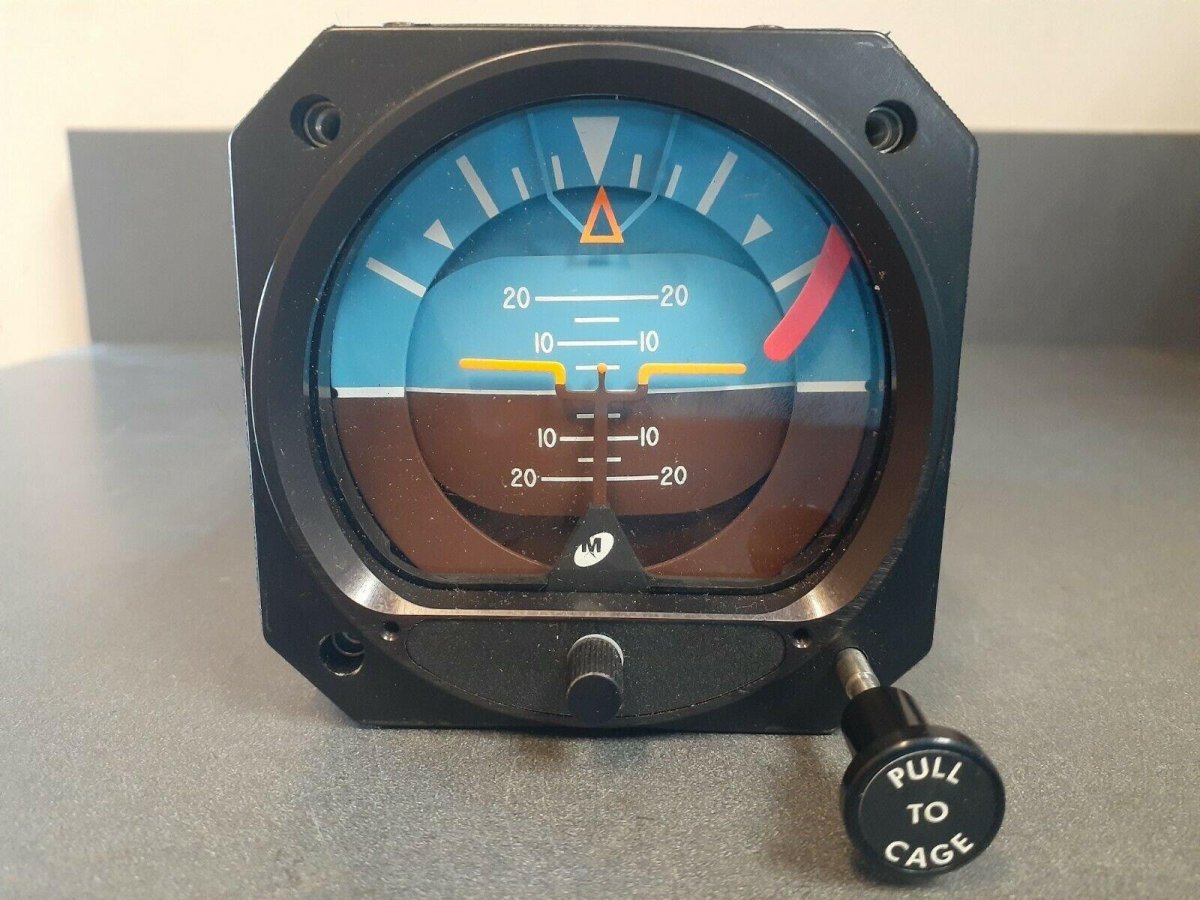 Авиагоризонт ту-154