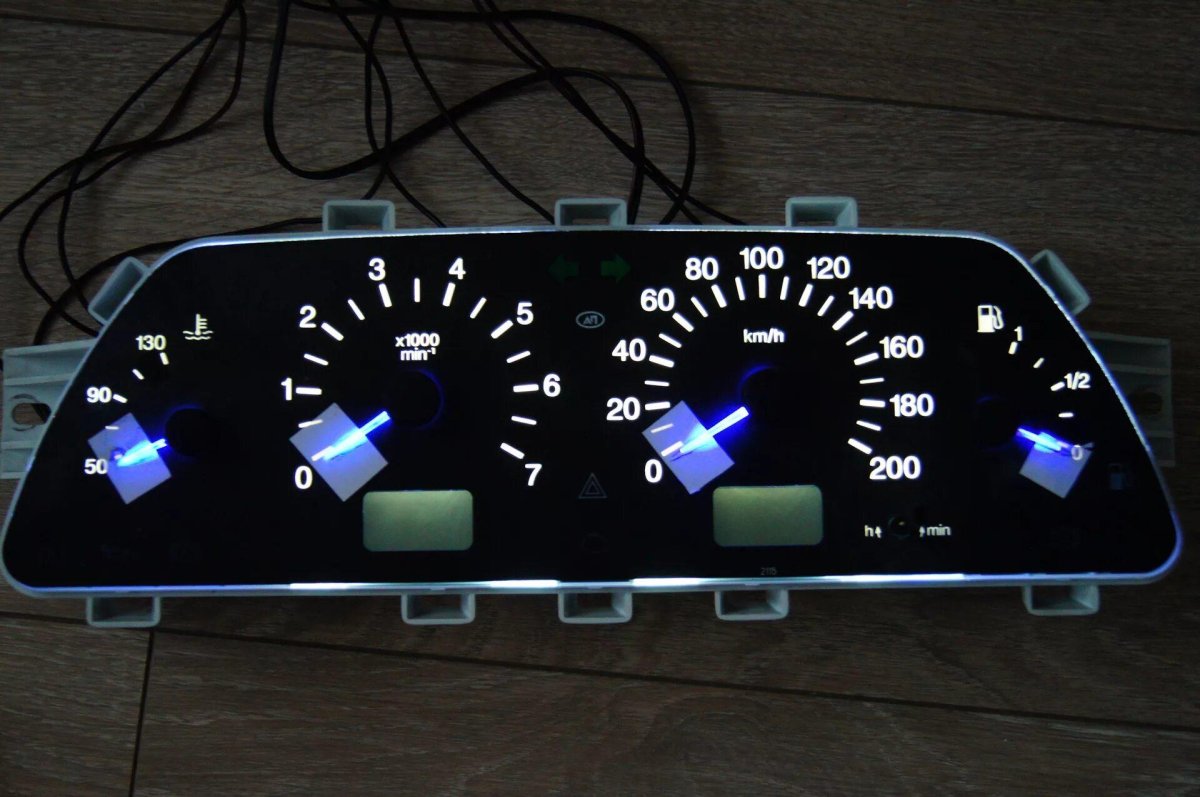 Приборная ВАЗ 2114