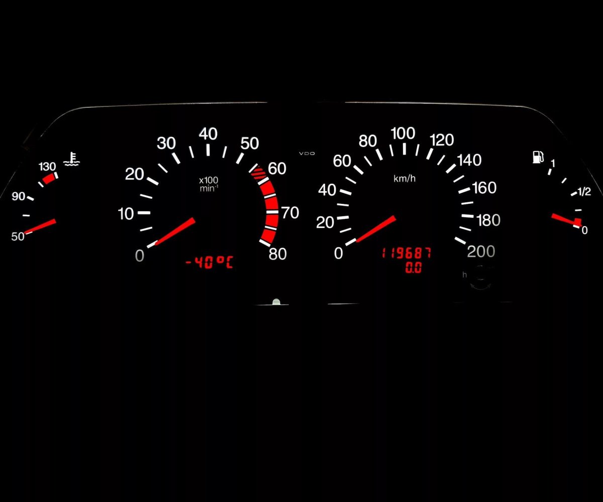 Приборная панель ВАЗ 2114