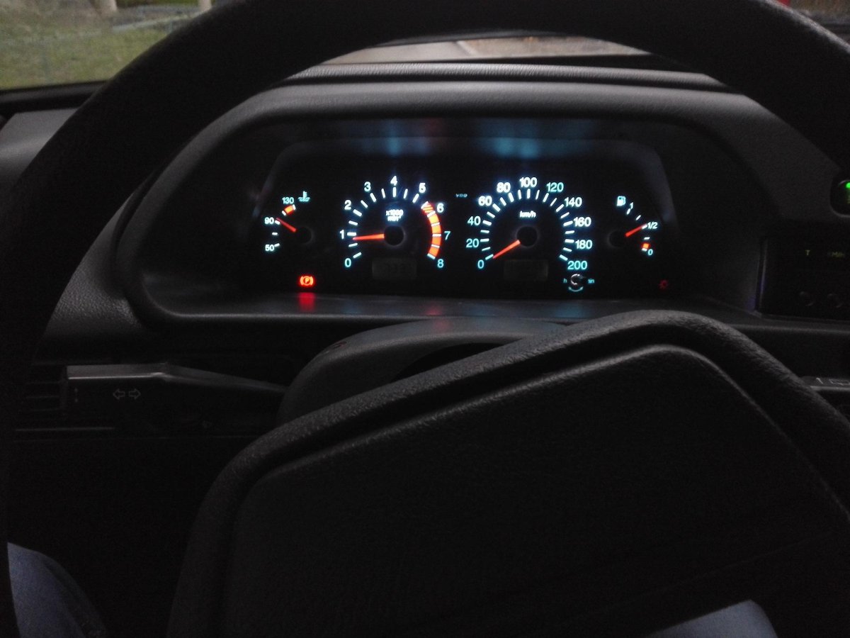 ВАЗ 2114 салон приборка