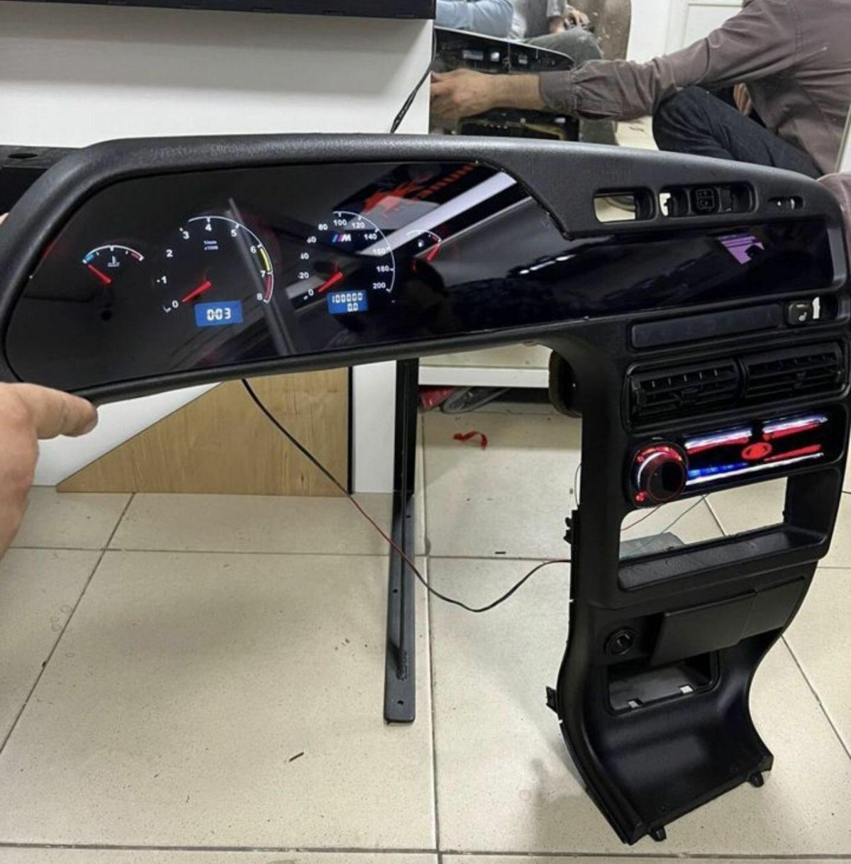 Тонированное стекло на панель приборов ВАЗ 2114