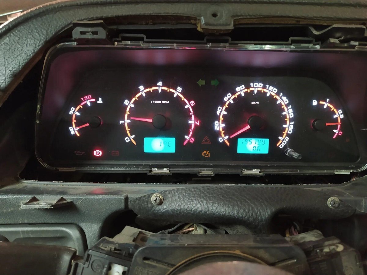 Приборная панель 2114