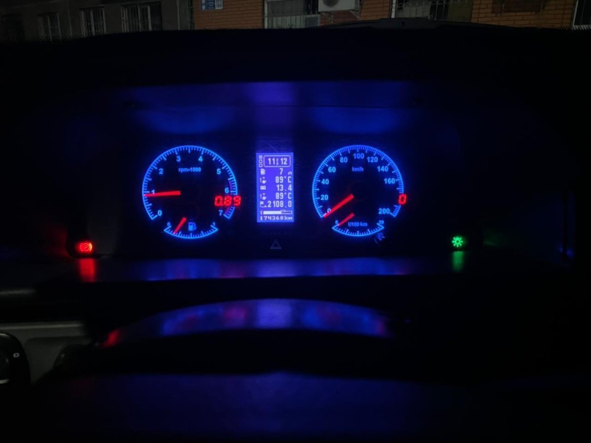 Приборная панель Лада 2114