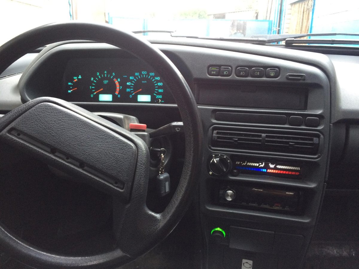 Панель приборов Лада 2114