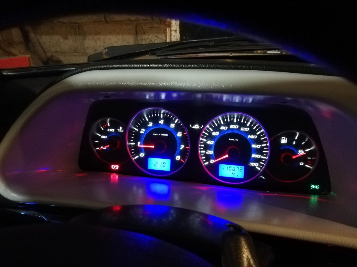 Приборная панель ВАЗ 2110 pandora