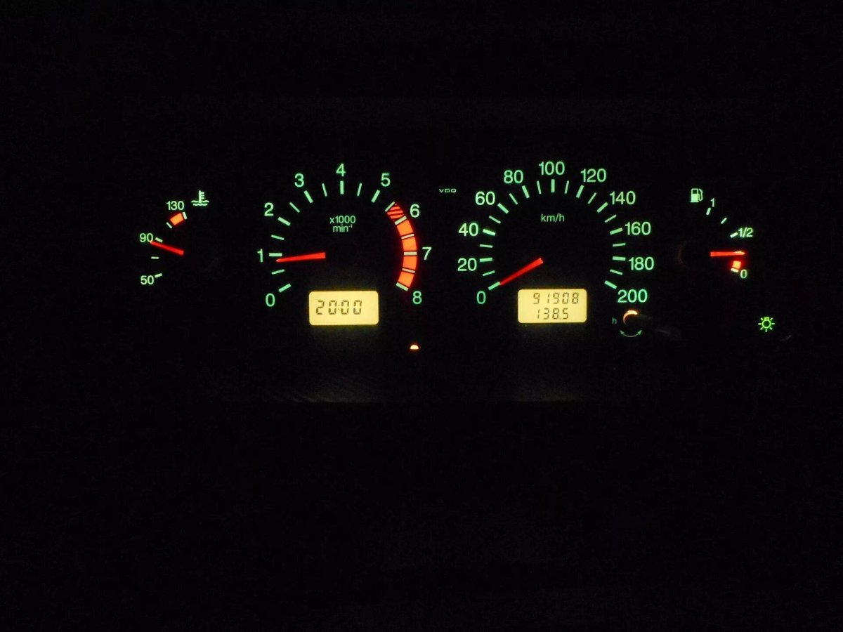 Приборка ВАЗ 2114 ночью