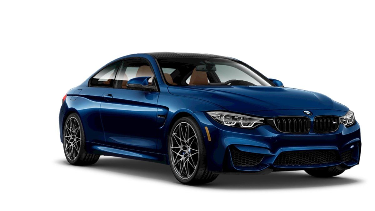 BMW на белом фоне