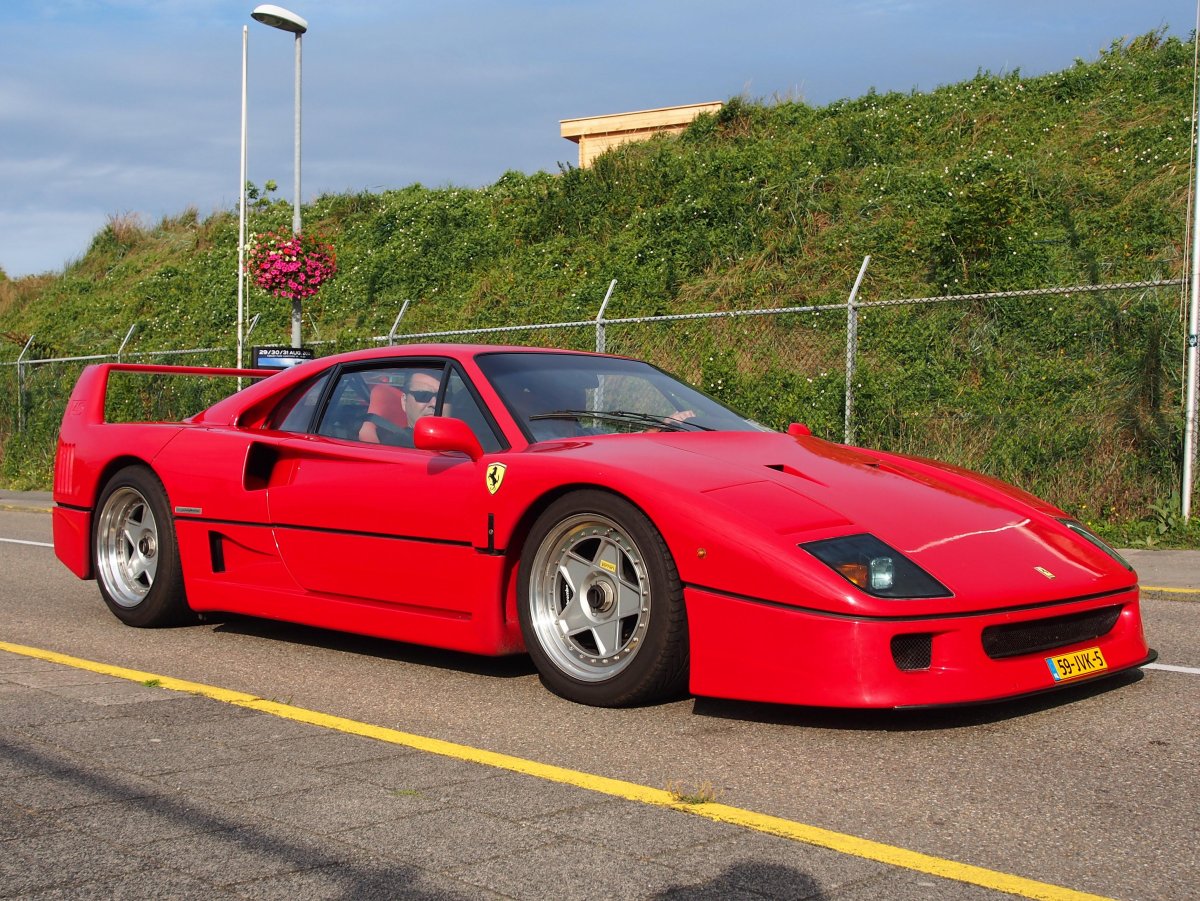 Ferrari 1989