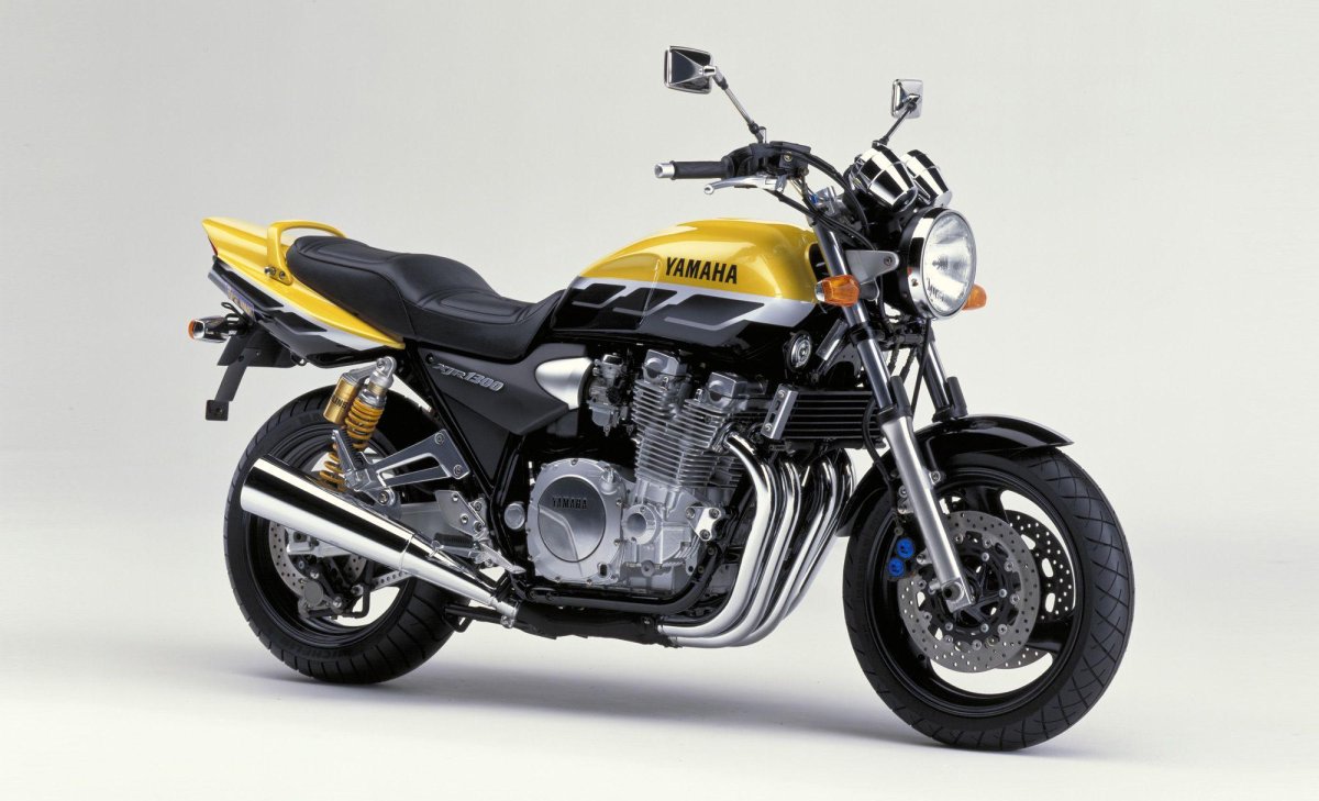 Yamaha XJR 1300