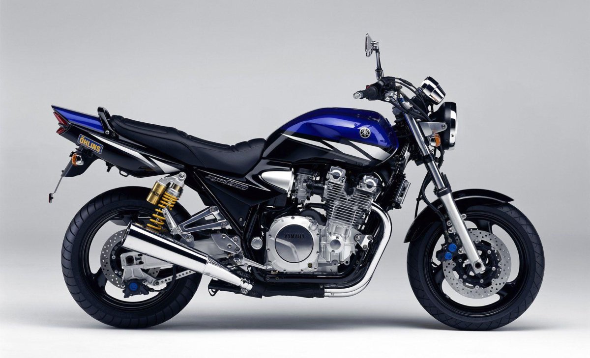 Yamaha XJR 1300