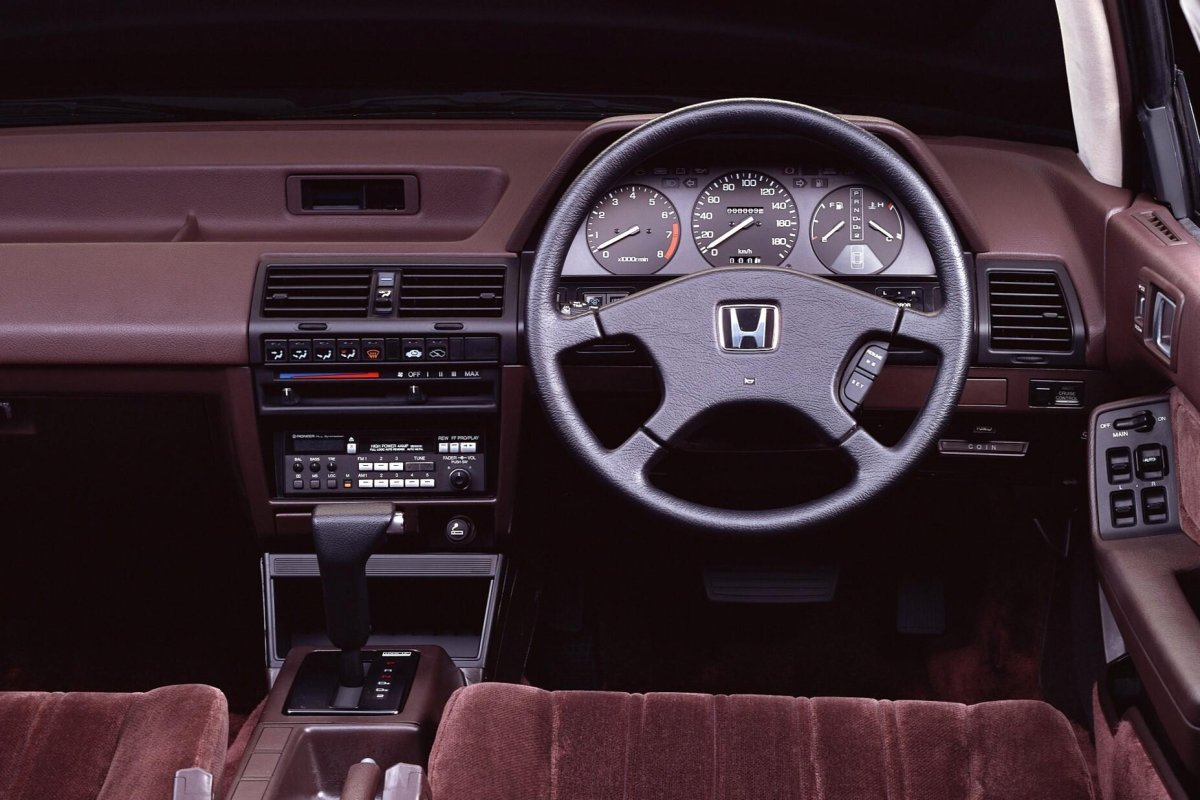 Honda Accord 1989 салон