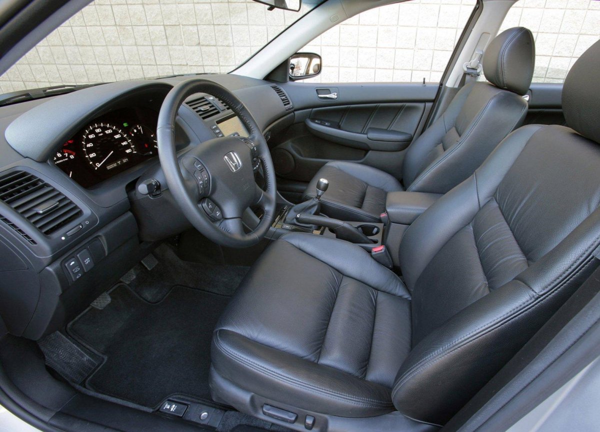 Honda Accord 2007 салон