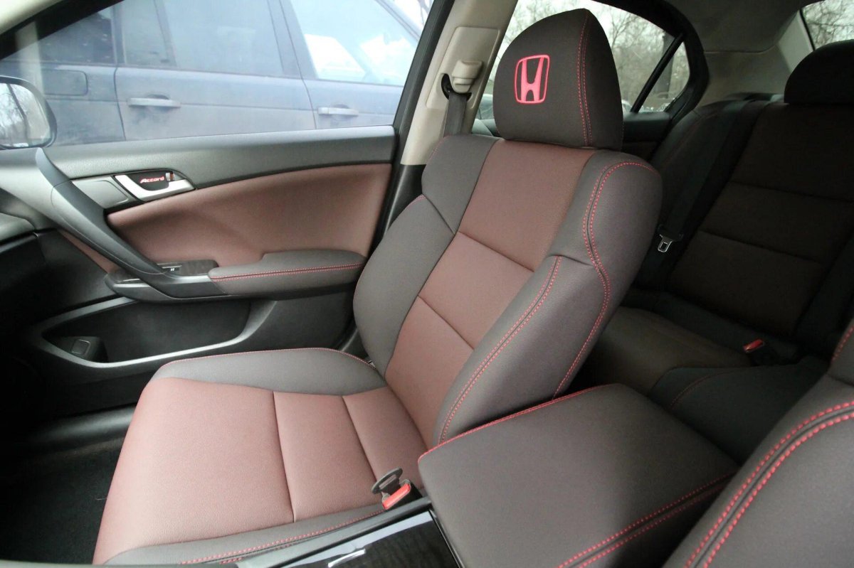 Сиденья Хонда Аккорд 7