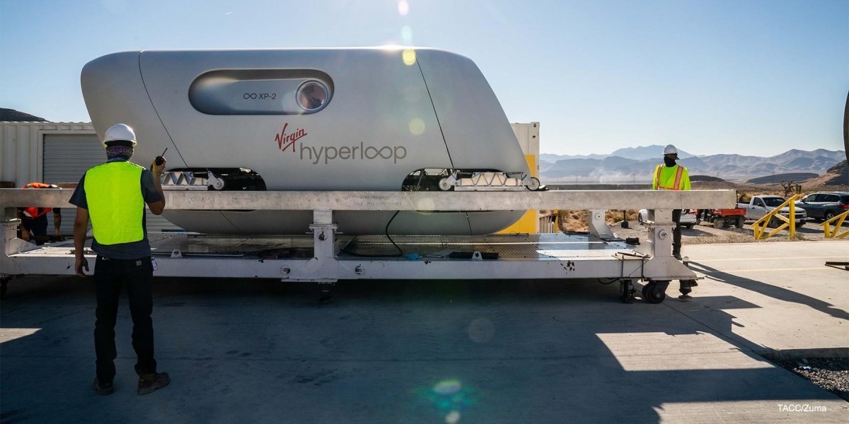 Илон Маск поезд Hyperloop