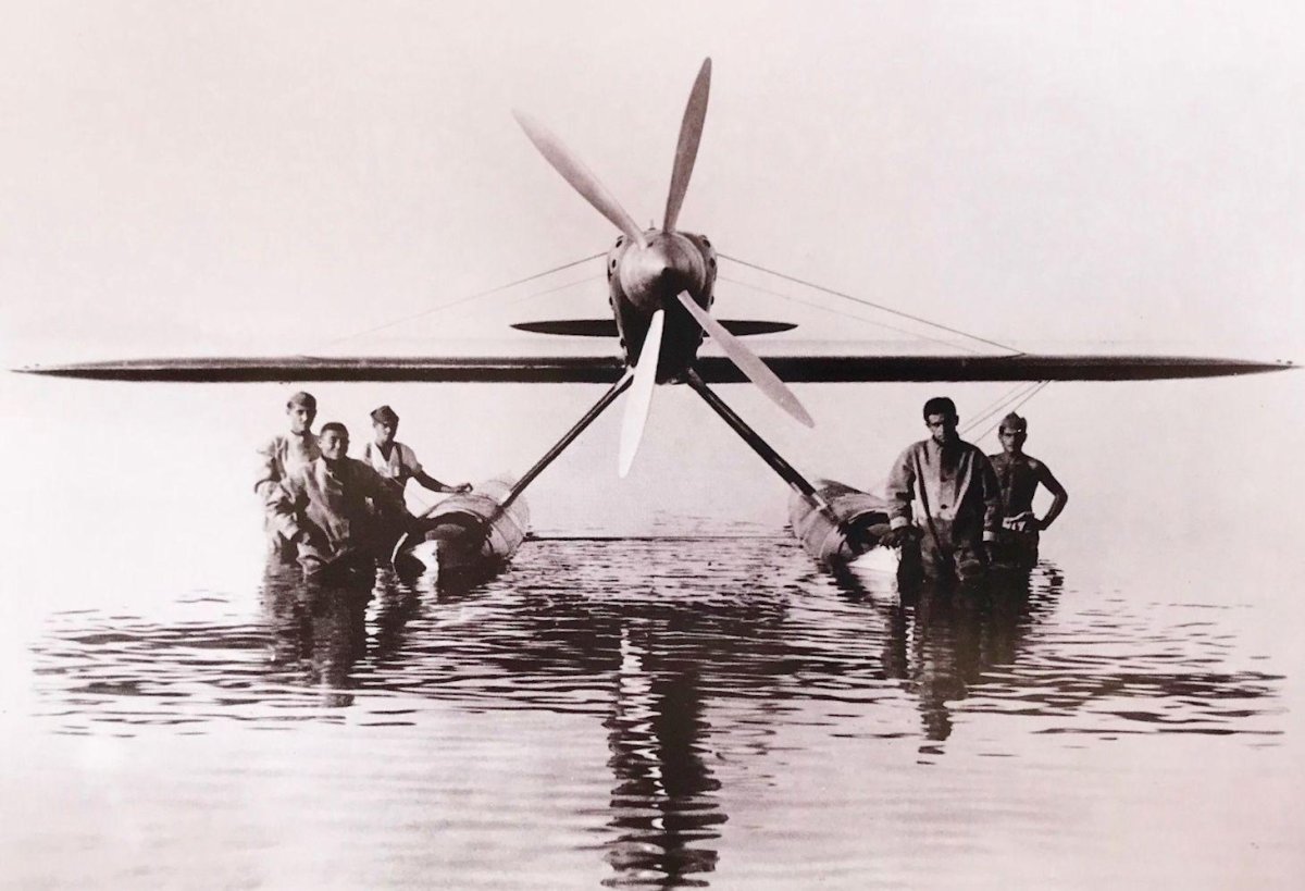 Гоночные самолеты 30-х годов