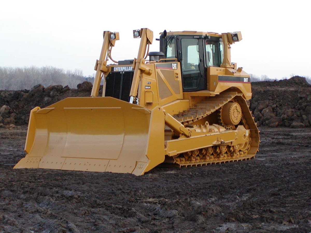 Бульдозер Cat d10t