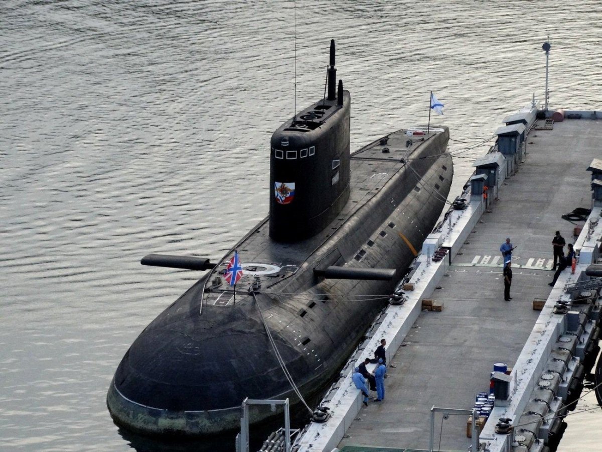 Подлодка Варшавянка 636.3