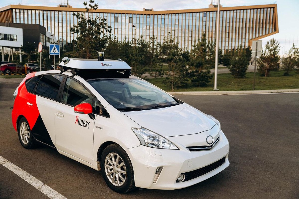 Беспилотное такси Яндекс в Москве