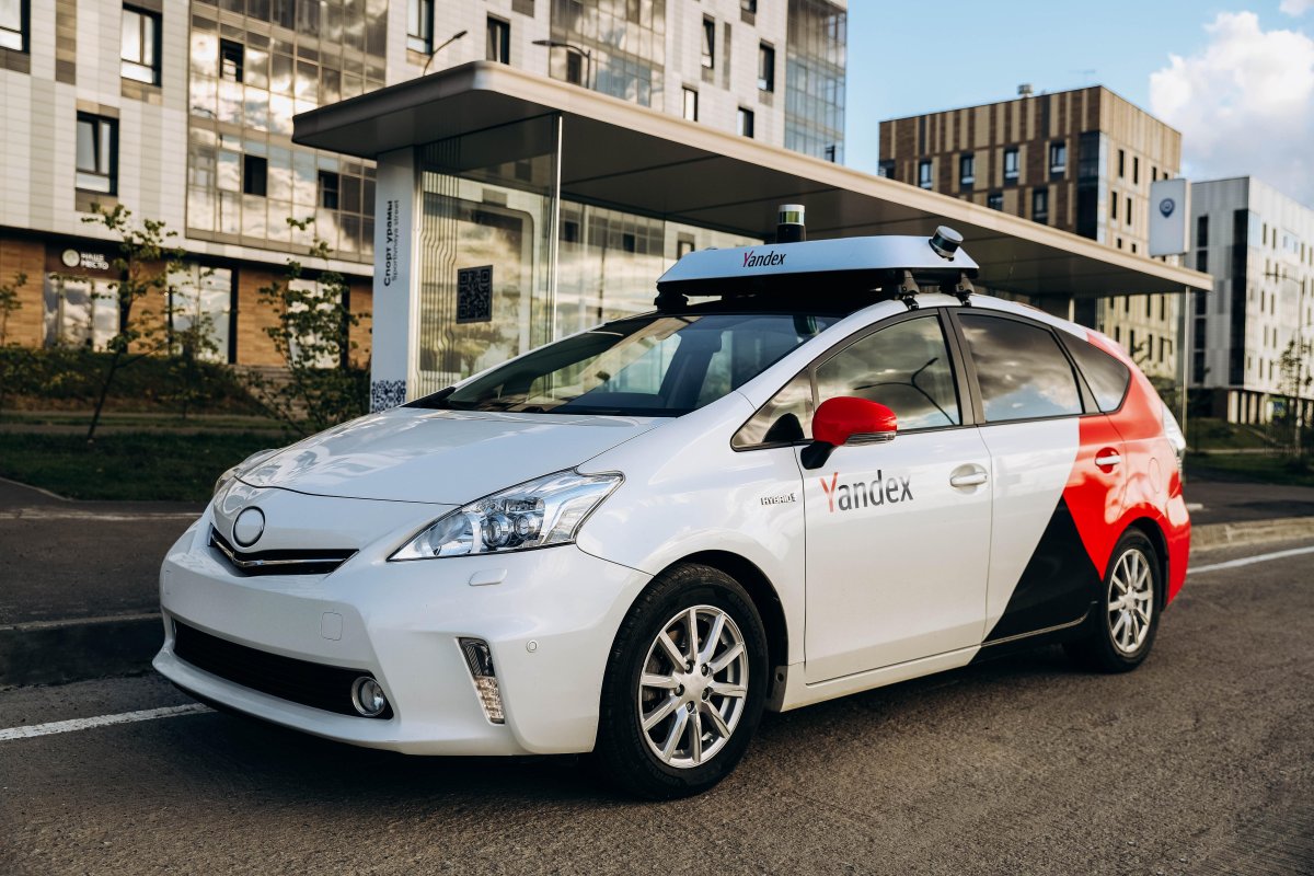 Машина беспилотник