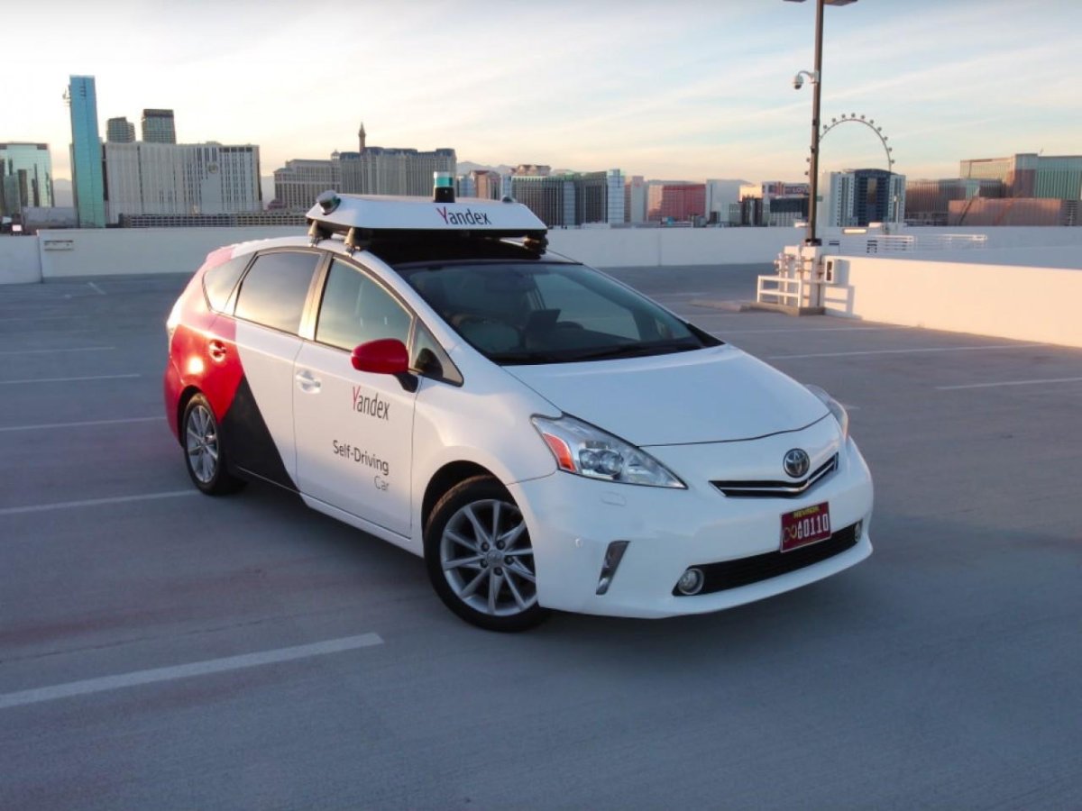 Тойота Приус беспилотник