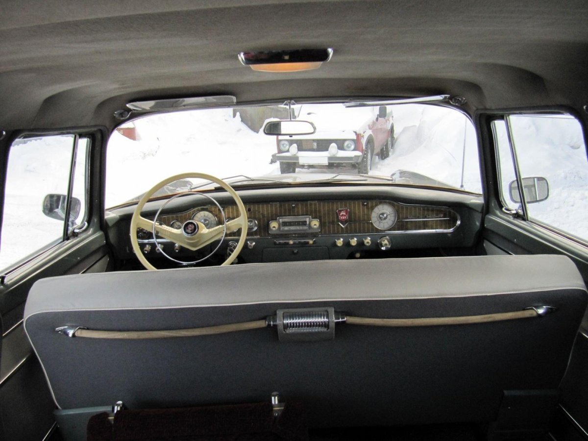 ГАЗ 13 Чайка интерьер