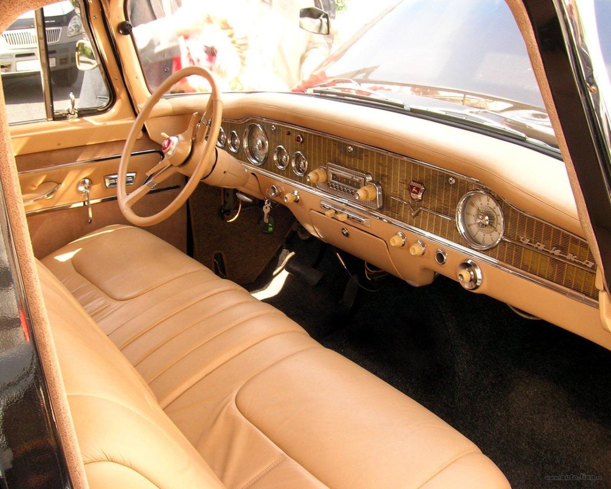 ЗИЛ Чайка 13 салон