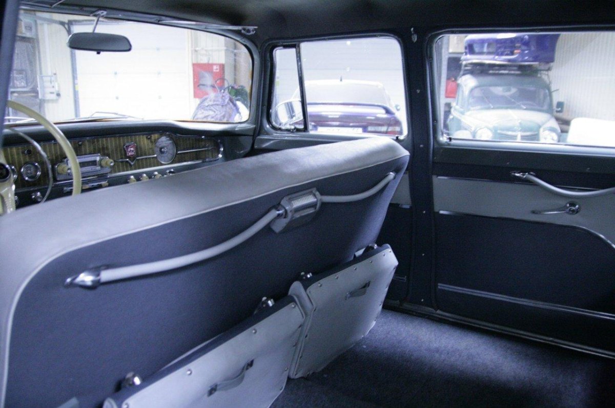 ГАЗ 13 Чайка интерьер