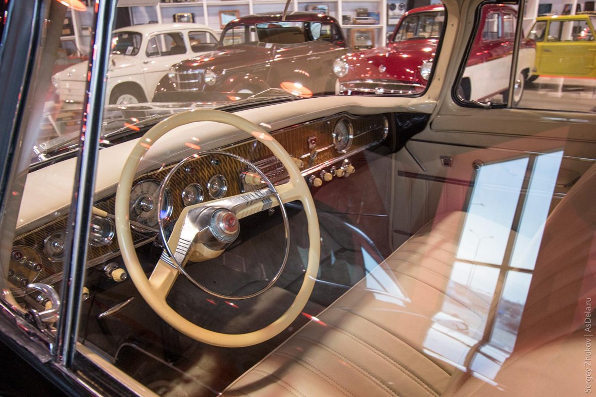 Салон Чайки ГАЗ-13