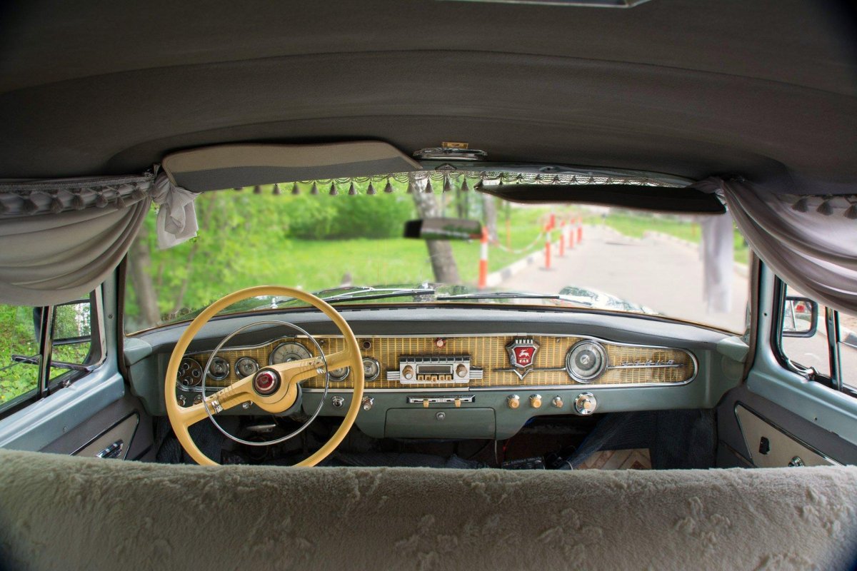 ГАЗ 21 Чайка