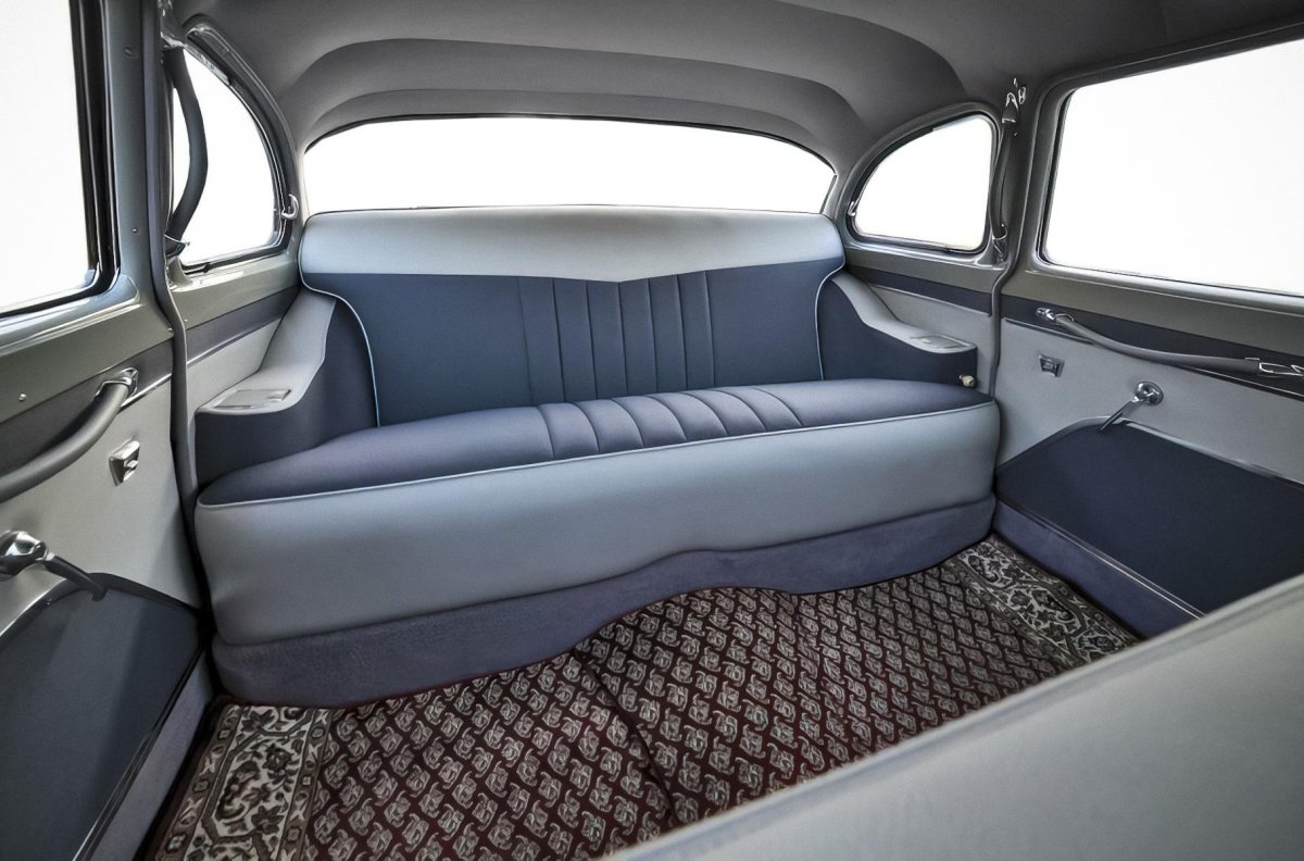 ГАЗ 13 Чайка интерьер