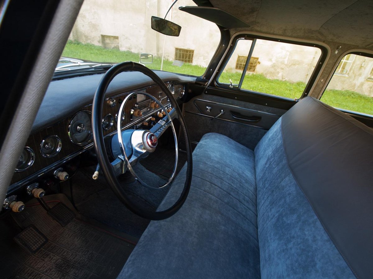 Салон Чайки ГАЗ-13