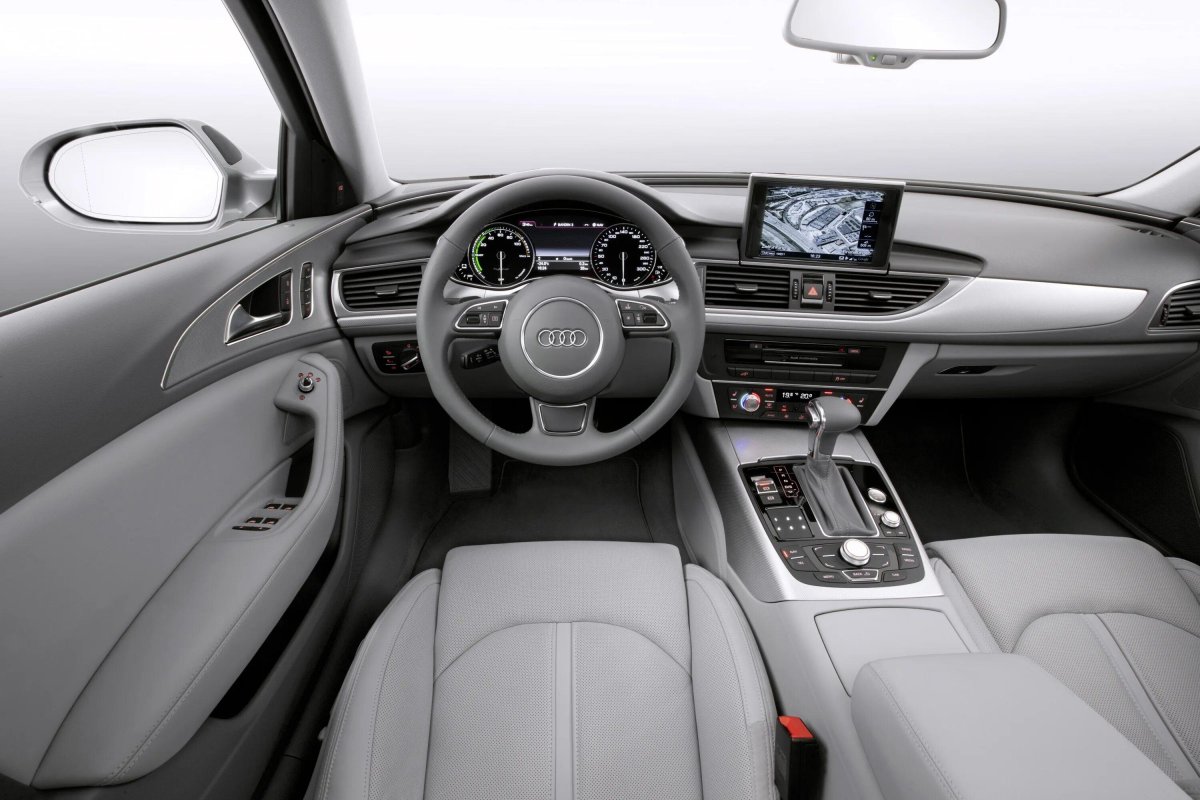 Ауди а6 2011 года