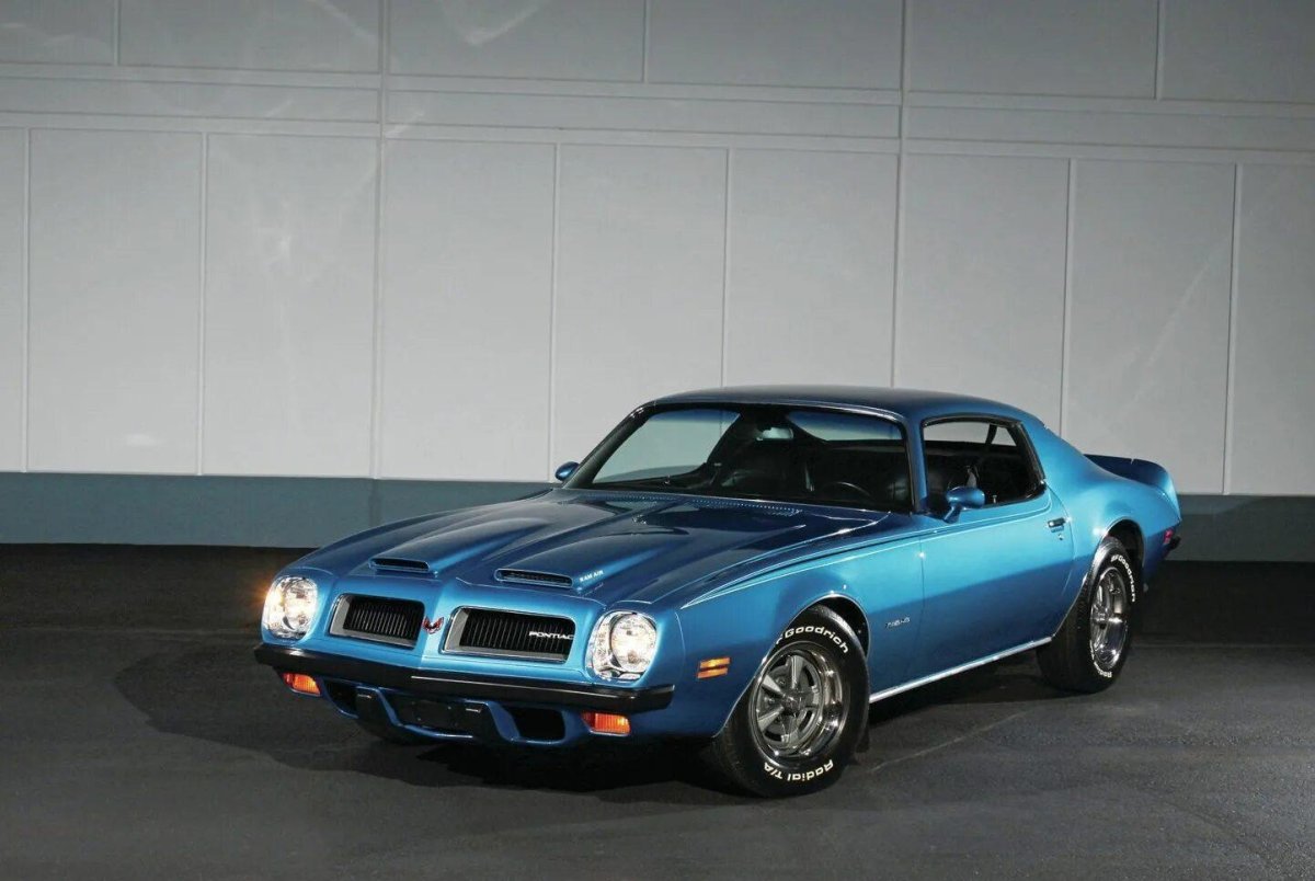 Понтиак Камаро