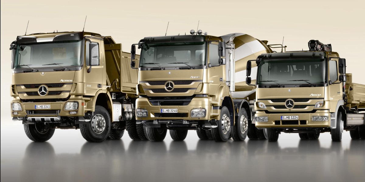 Грузовики Мерседес Аксор