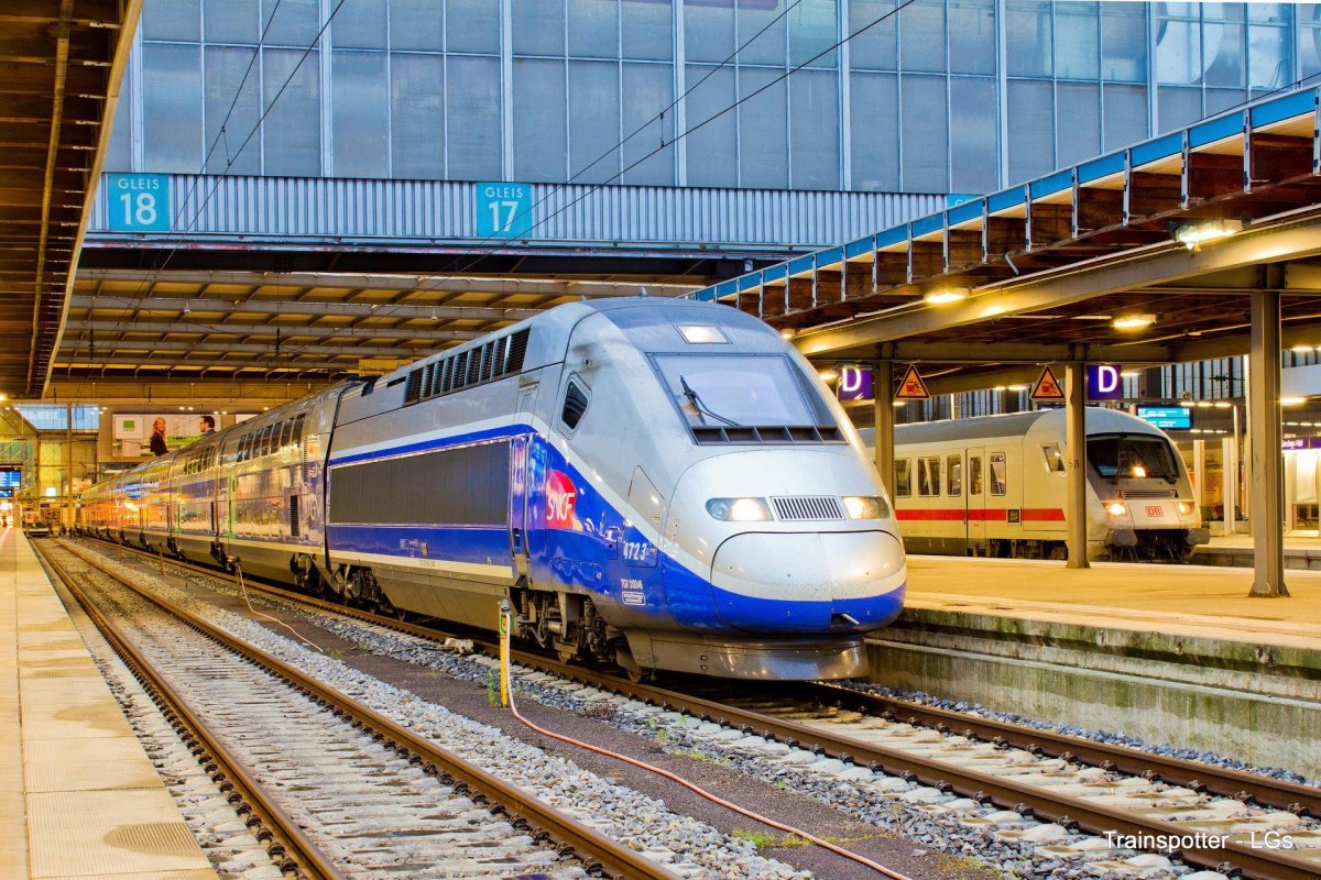 Французский поезд TGV