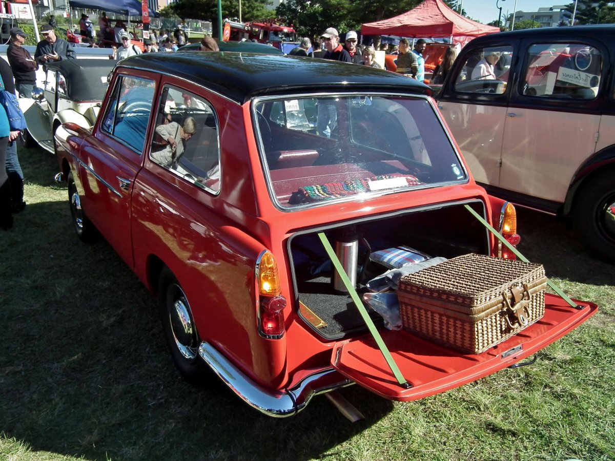 Austin a40