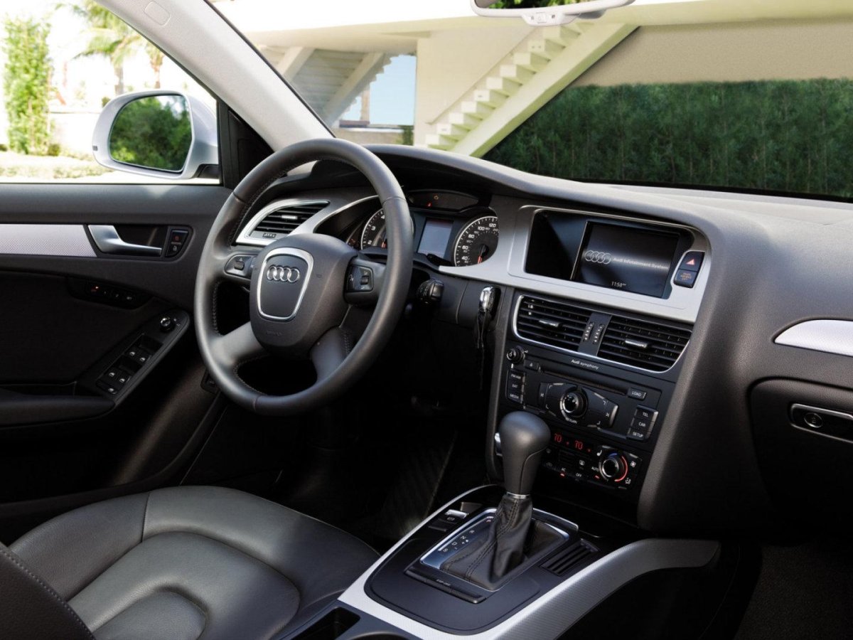Audi a4 2010 Interior