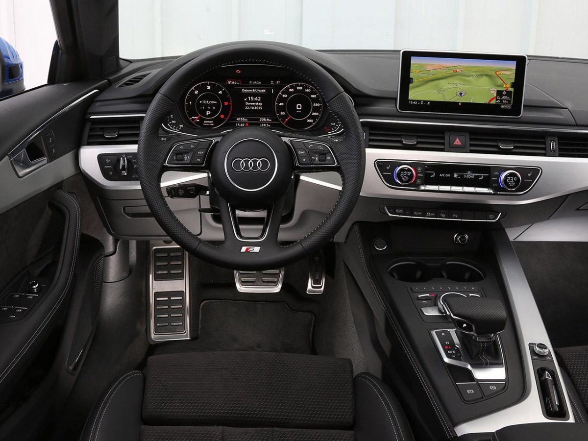 Audi a4 2015