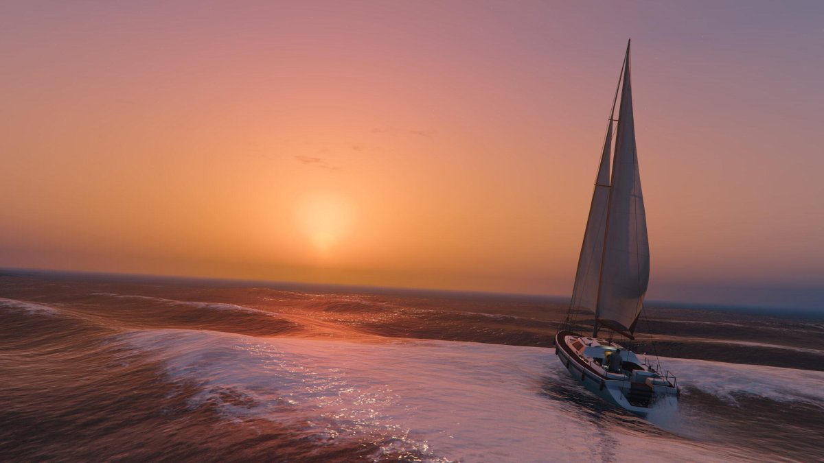 Яхта в море