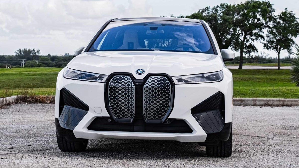 Электрокар БМВ IX